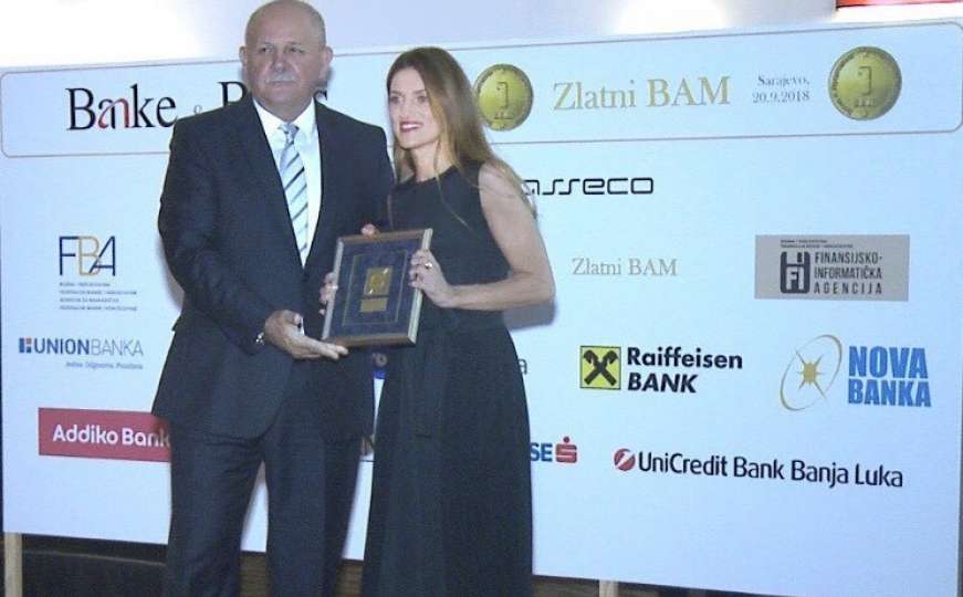Raiffeisen banka: Priznanja za najveći dionički kapital i najbolji IT tim